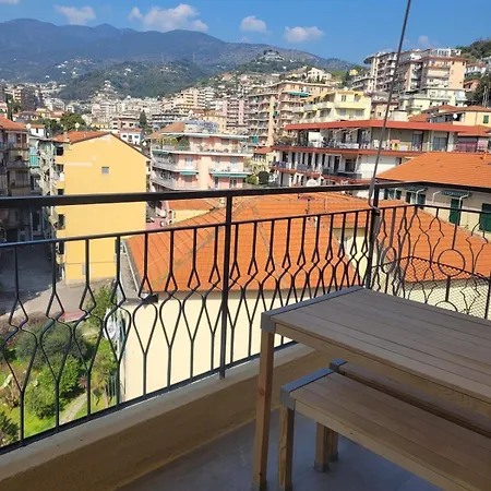 Attico Al Sole Санремо